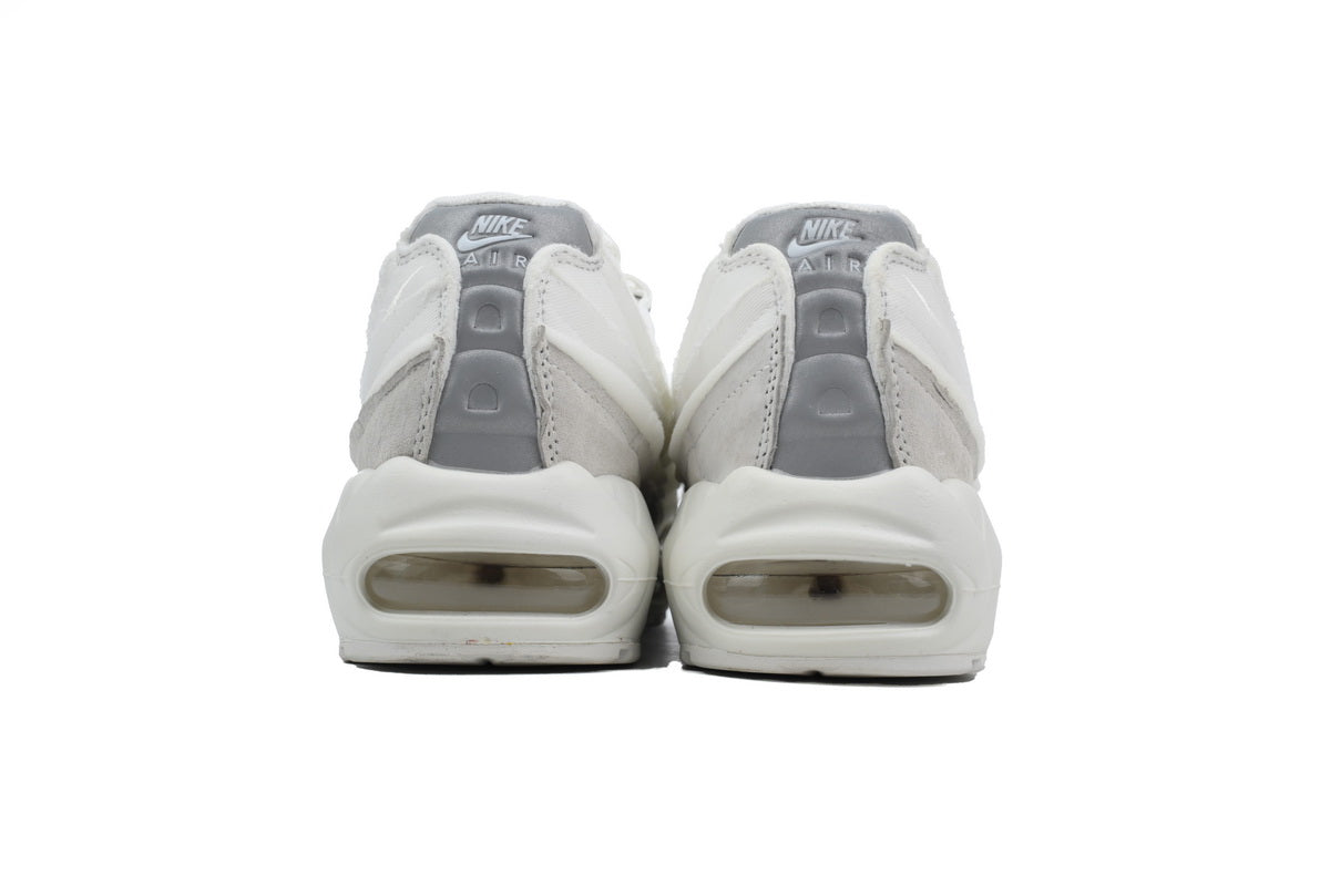 Max 95 Comme des Garcons White