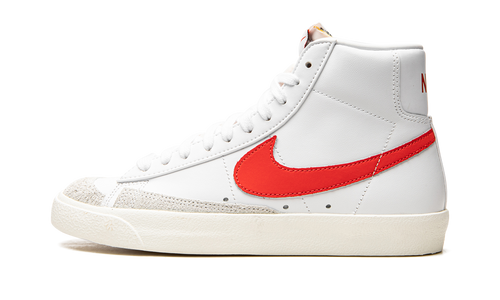 BLAZER MID'77 VNTG WMNS"Habanero Red" CZ1055 101