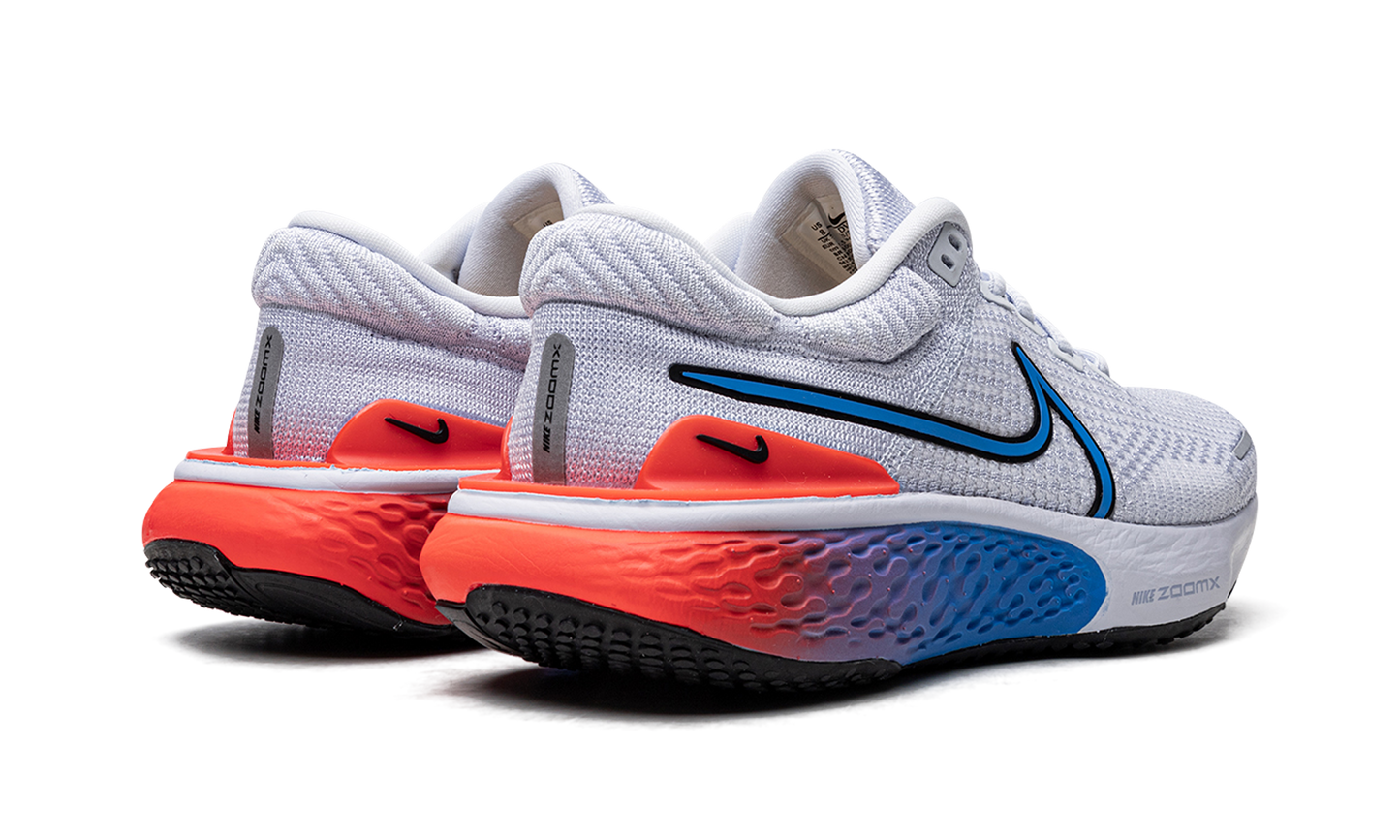 ZOOMX INVINCIBLE RUN FK 2 MNS WMNS"Grey" DV2177 001