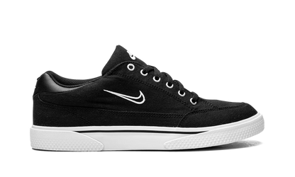 GTS 97 "Black/White" DA1446 001