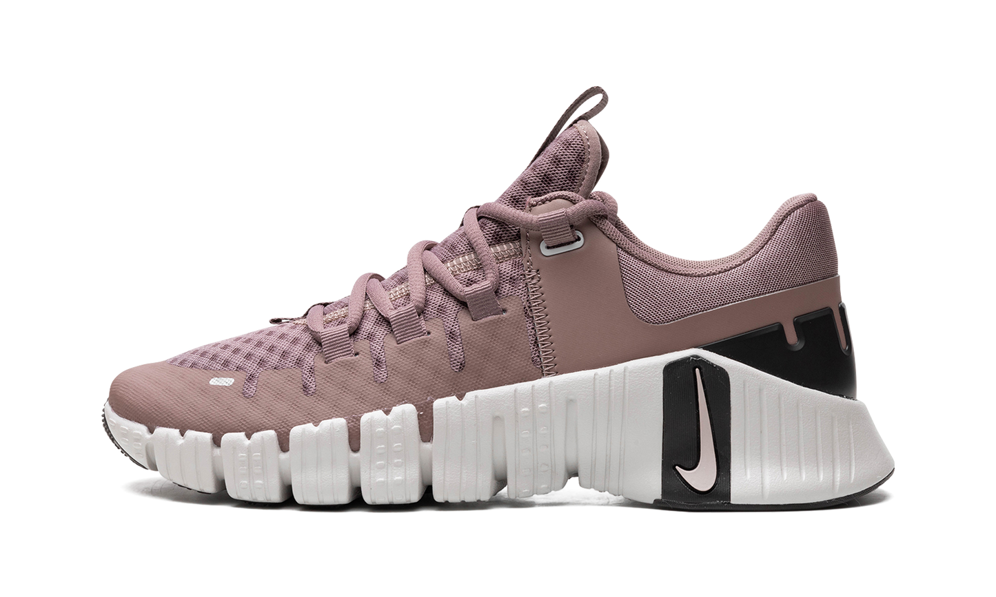 Free Metcon 5 WMNS"Smokey Muave" DV3950 201