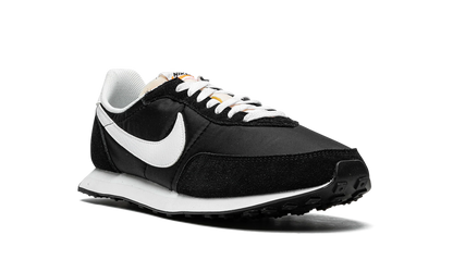 Waffle Trainer 2 "Black / White" DH1349 001