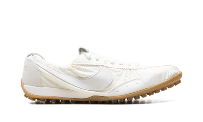 Moon Shoe WMNS"Jacquemus - Soft Pearl" HV8547 002