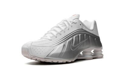 SHOX R4 MNS WMNS"Metallic silver" AR3565 101