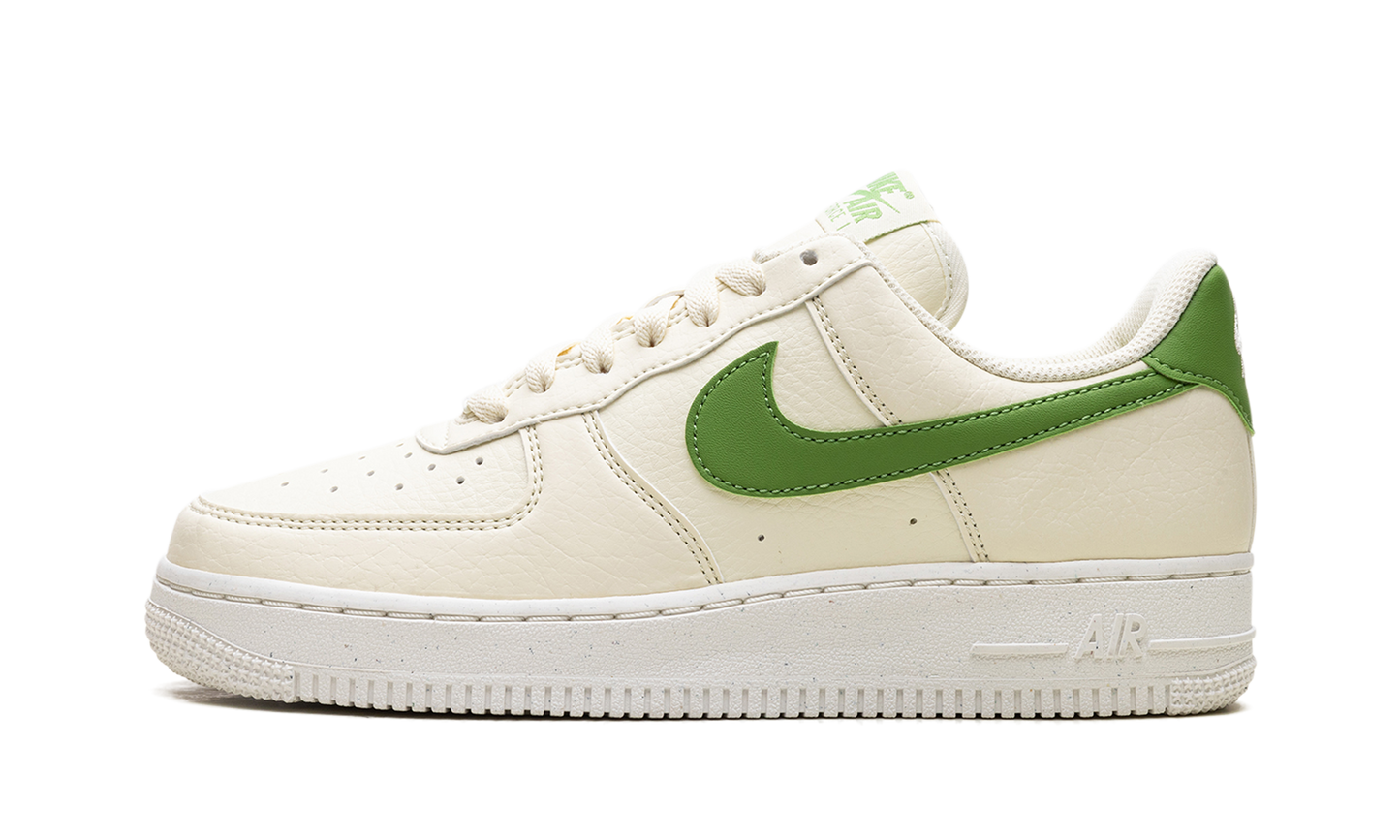 AIR FORCE 1'07 LO WMNS"COCONUT MILK" DV3808 102