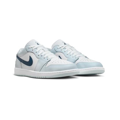 1 Low 'Aura White' (2026)