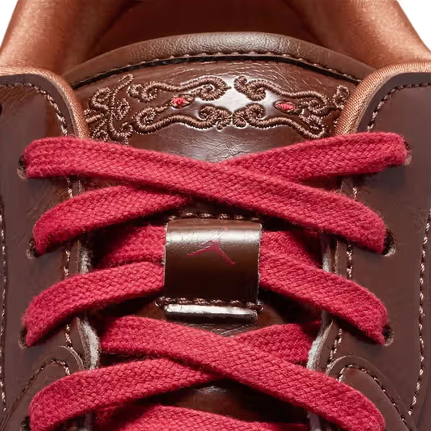 1 Low Method of Make V3 'Year of the Horse' Women's