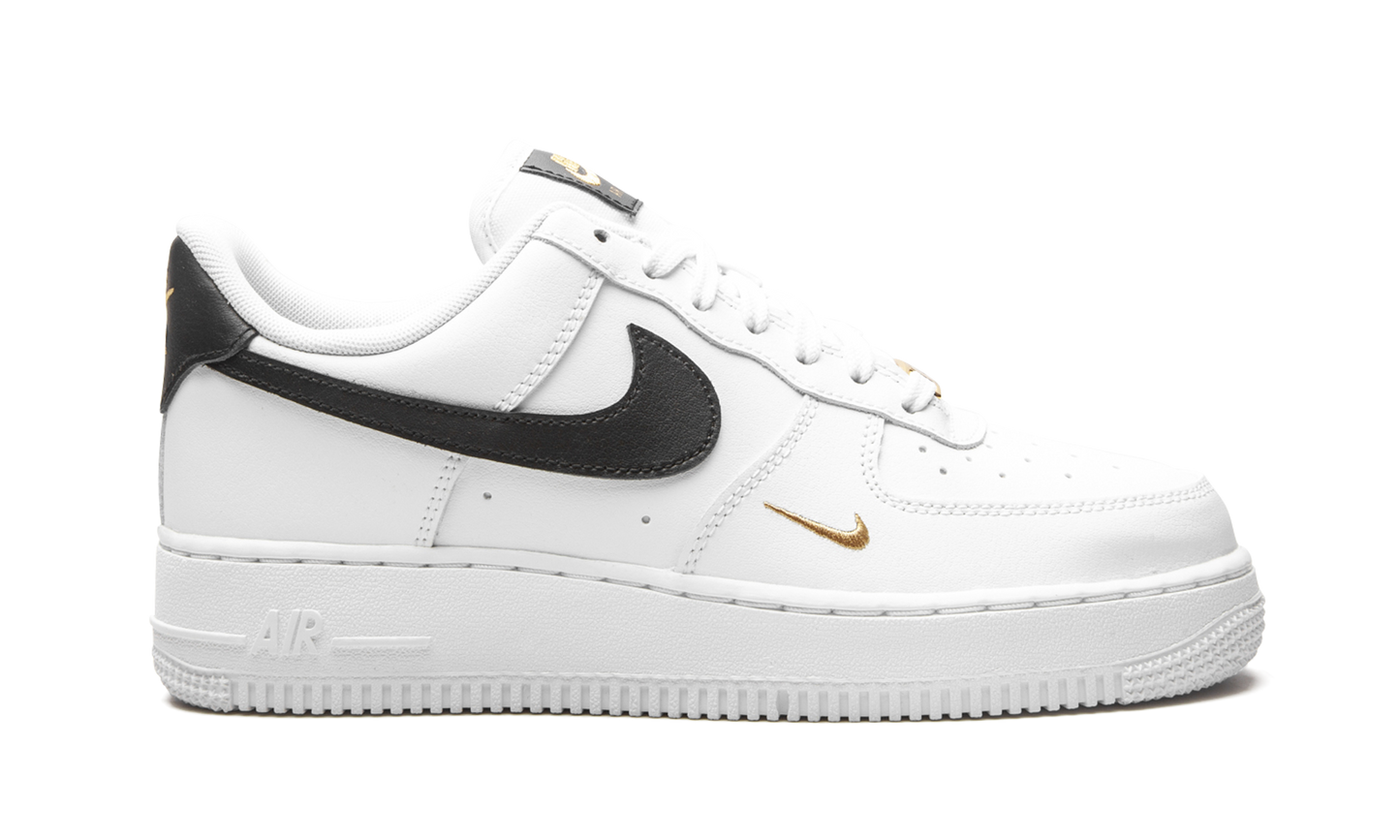 AIR FORCE 1 LO ESSENTIAL MNS WMNS"White/ Black/ Gold" CZ0270 102