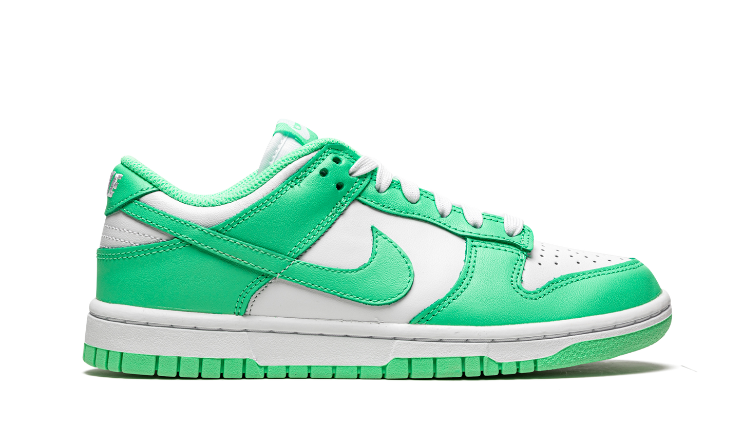 DUNK LOW WMNS"Green Glow" DD1503 105