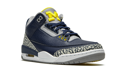 3 Retro PE "Michigan" AJ3 820064