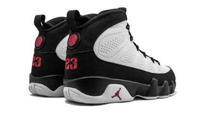 9 Retro "White Black Red 2016 Release" 302370 112