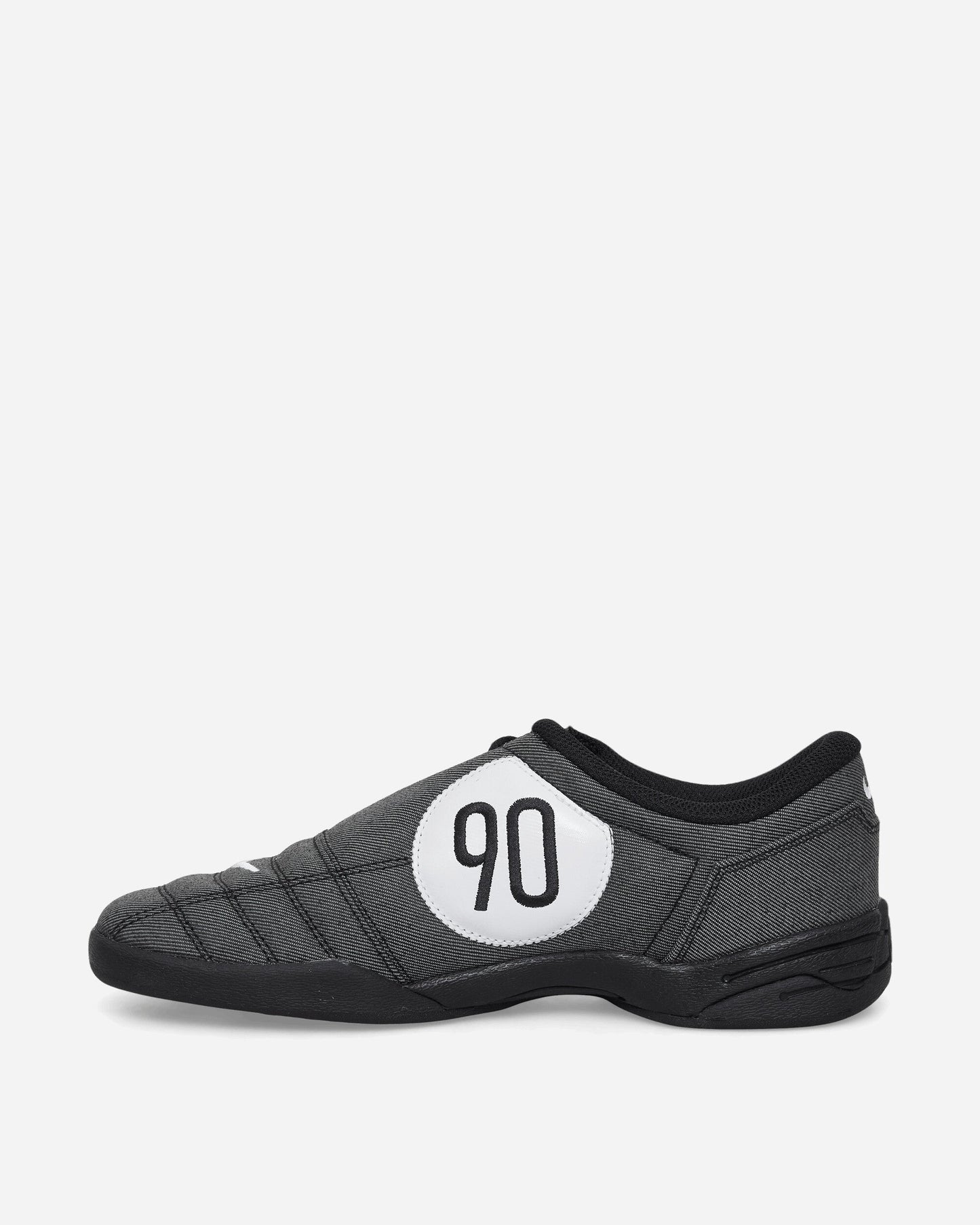 Total 90 Premium Sneakers Black / White