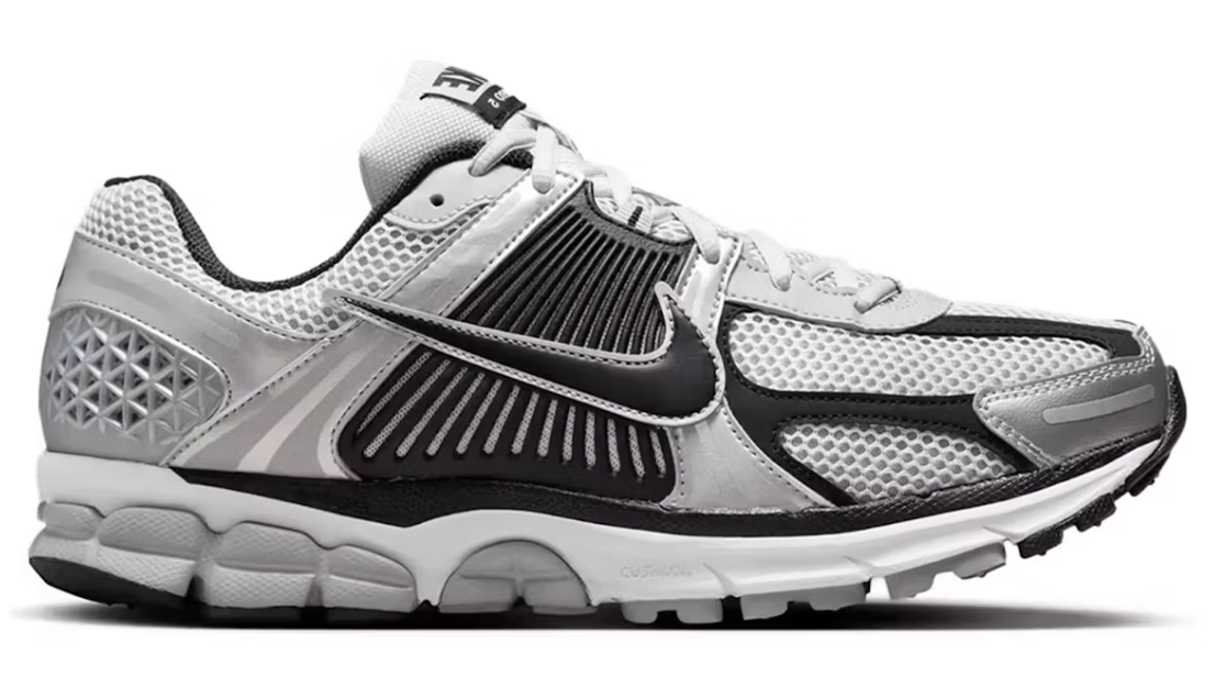Zoom Vomero 5 Metallic Silver Black