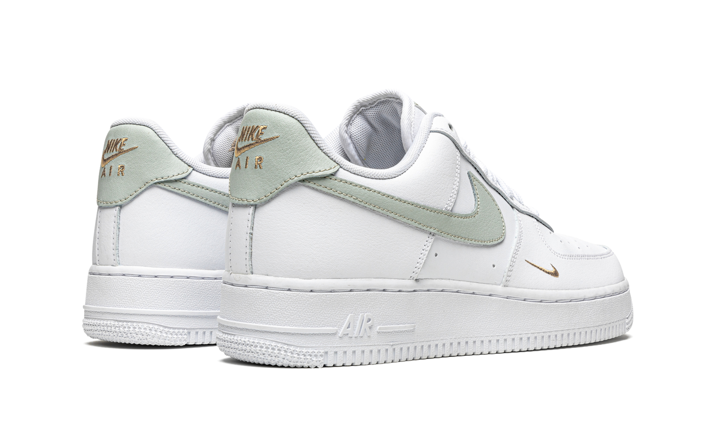AIR FORCE 1 LO MNS WMNS"White/ Grey/ Gold"