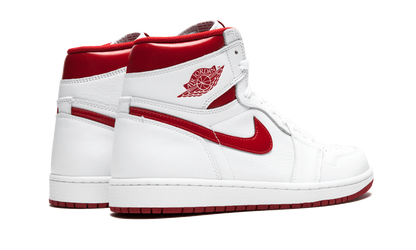 1 Retro High OG "Metallic Red" 555088 103