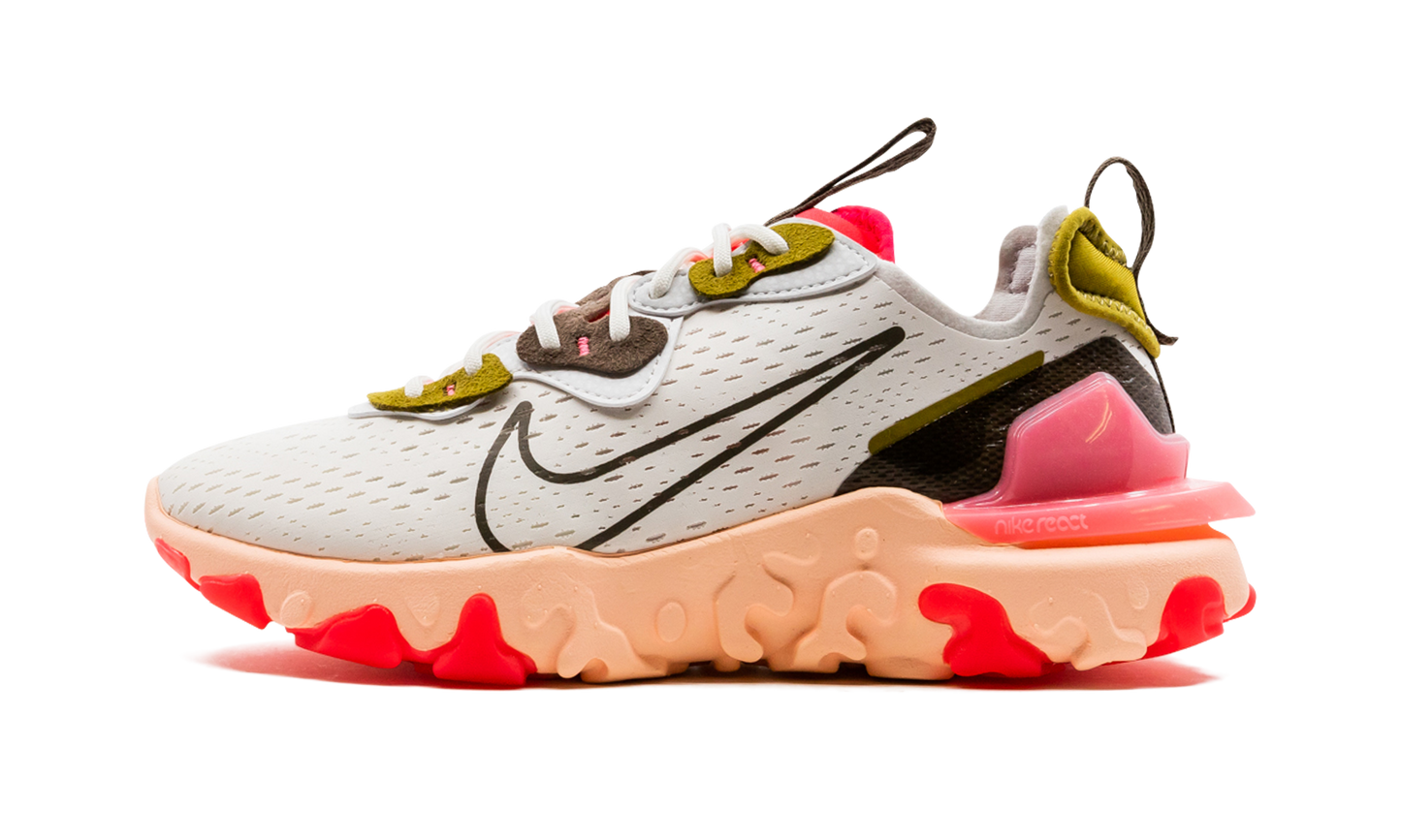 REACT VISION MNS WMNS"Summit White/ Siren Red" CI7523 102