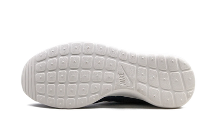 Roshe Run Hi Sneakerboot QS WMNS "Liberty of London Armory Navy" 633519 402
