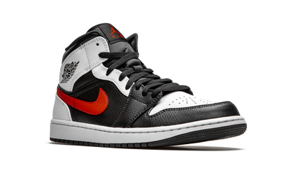 1 Mid "Chile Red" 554724 075
