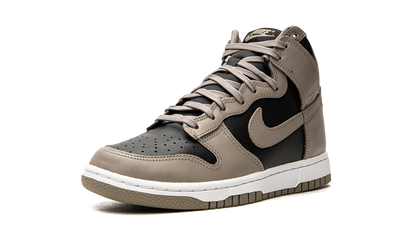 DUNK HIGH WMNS"Moon Fossil" DD1869 002