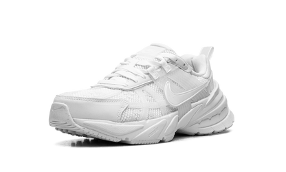 V2K Run WMNS"White Summit White" HJ5269 100