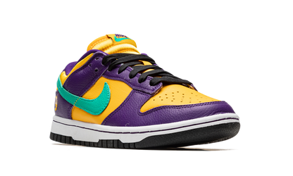 DUNK LOW WMNS"Lisa Leslie" DO9581 500