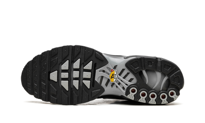 Air Max Plus "Multi Swoosh Black Bright Crimson" FJ4224 001