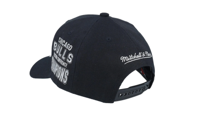 NBA Beautiful Chaos Pro Snapback Cap "Chicago Bulls - Black" HP9553 CBUBLCK