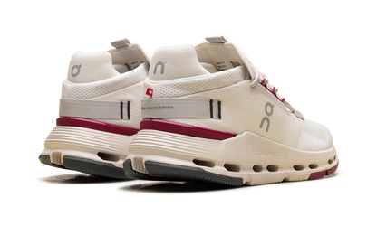 On Running Cloudnova 2 WMNS "Ivory Grenadine" 3WE30224038
