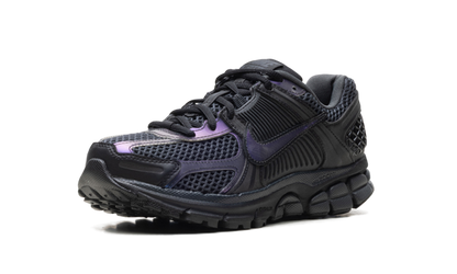 Vomero 5 Wmns"Iridescent" IB4397 001