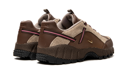 AIR HUMARA LX WMNS"Jacquemus - Brown" DR0420 200