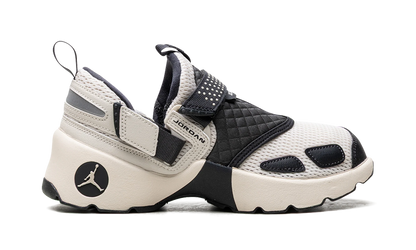 Jordan Trunner LX WMNS "Light Orewood Brown" HQ2164 102