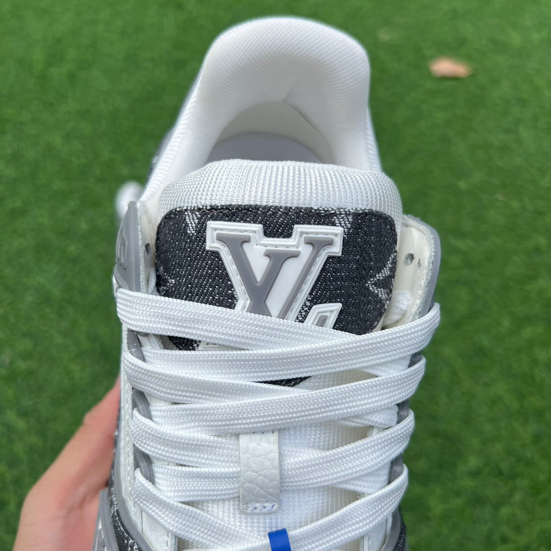 Trainer Monogram Denim Grey White