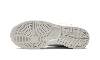 DUNK LOW WMNS"Photon Dust" DD1503 103