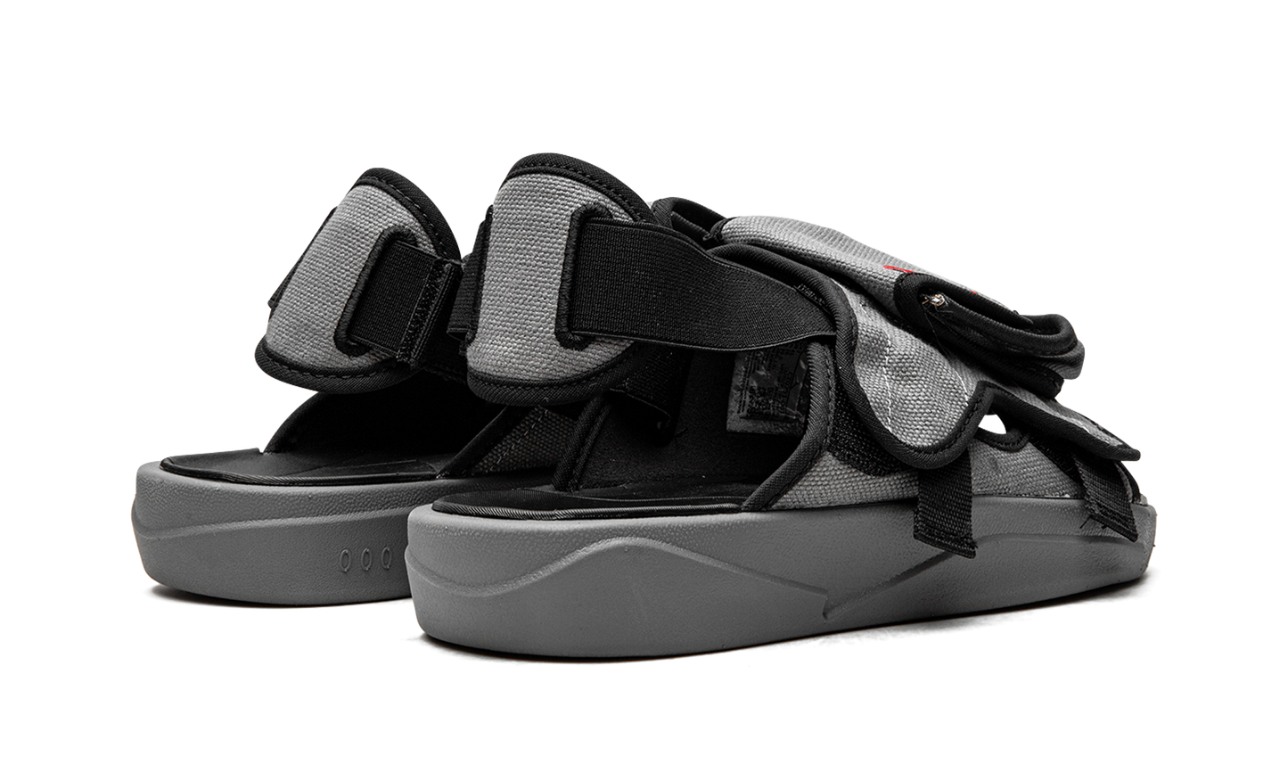 LS Slide CZ0791 001