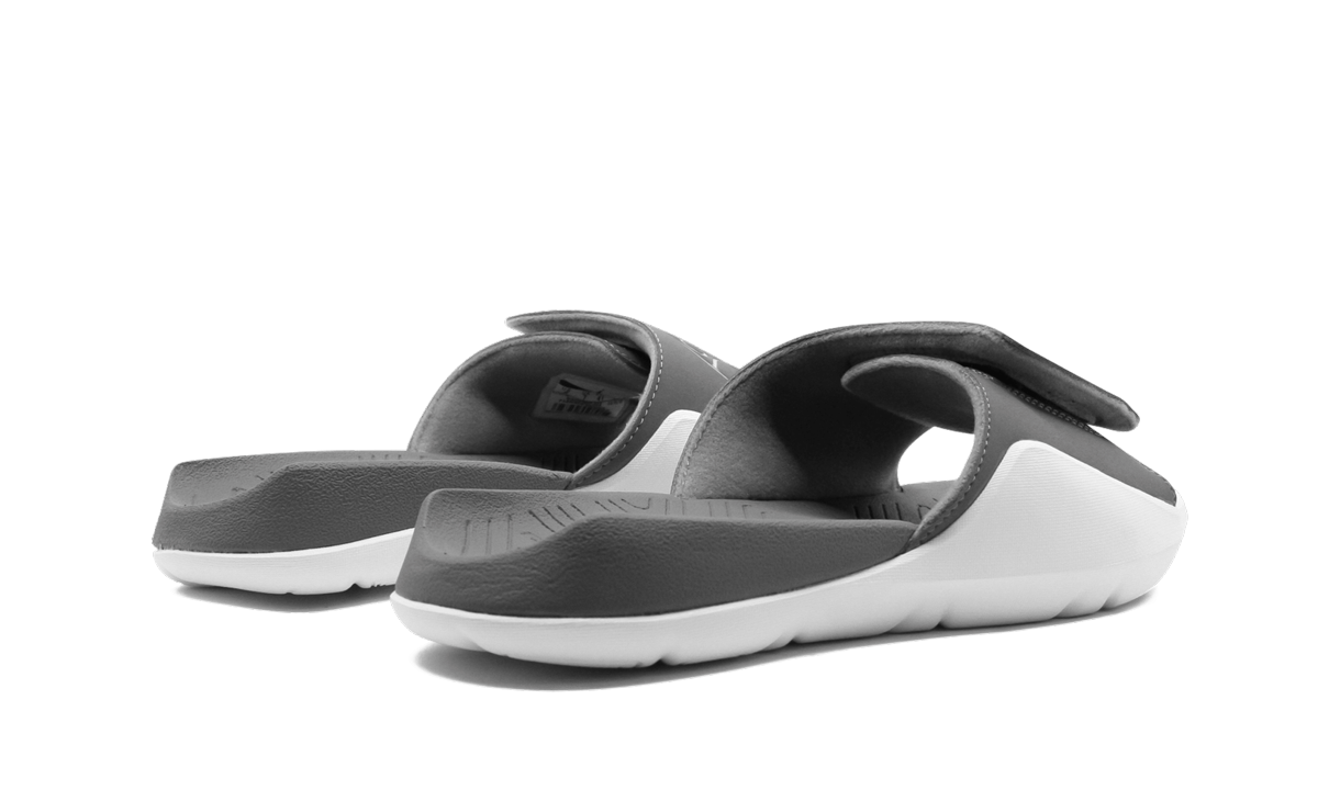 Hydro 7 "Smoke Grey" AA2517 002