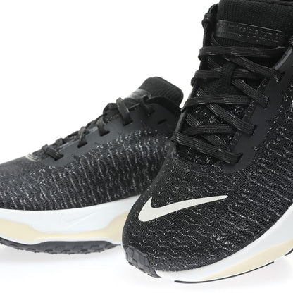 ZoomX Invincible Run 3 Oreo
