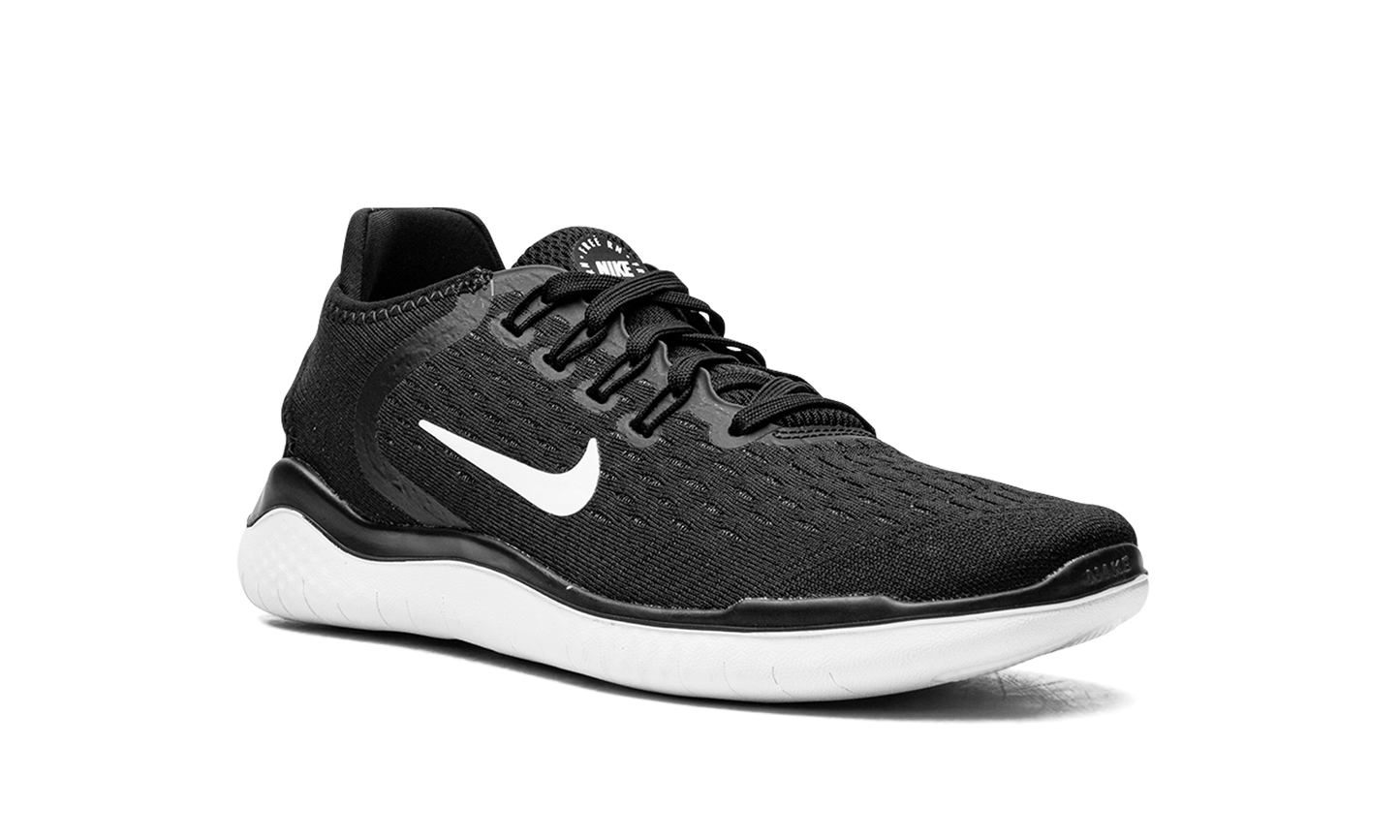 FREE RN 2018 MNS WMNS"BLACK WHITE" 942837 001