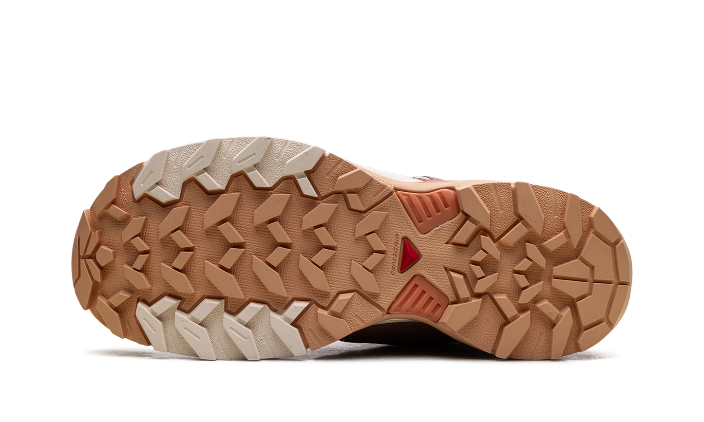 X Ultra 360 Edge Mid Gore-Tex WMNS "Shortbread / Raw Umber / Prairie Sunset" L4746270022