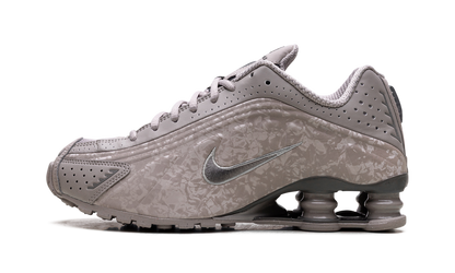 Shox R4 WMNS"Flat Pewter Floral" HV0934 001