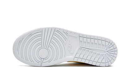 1 Low "Multicolor Swoosh" CW7033 100