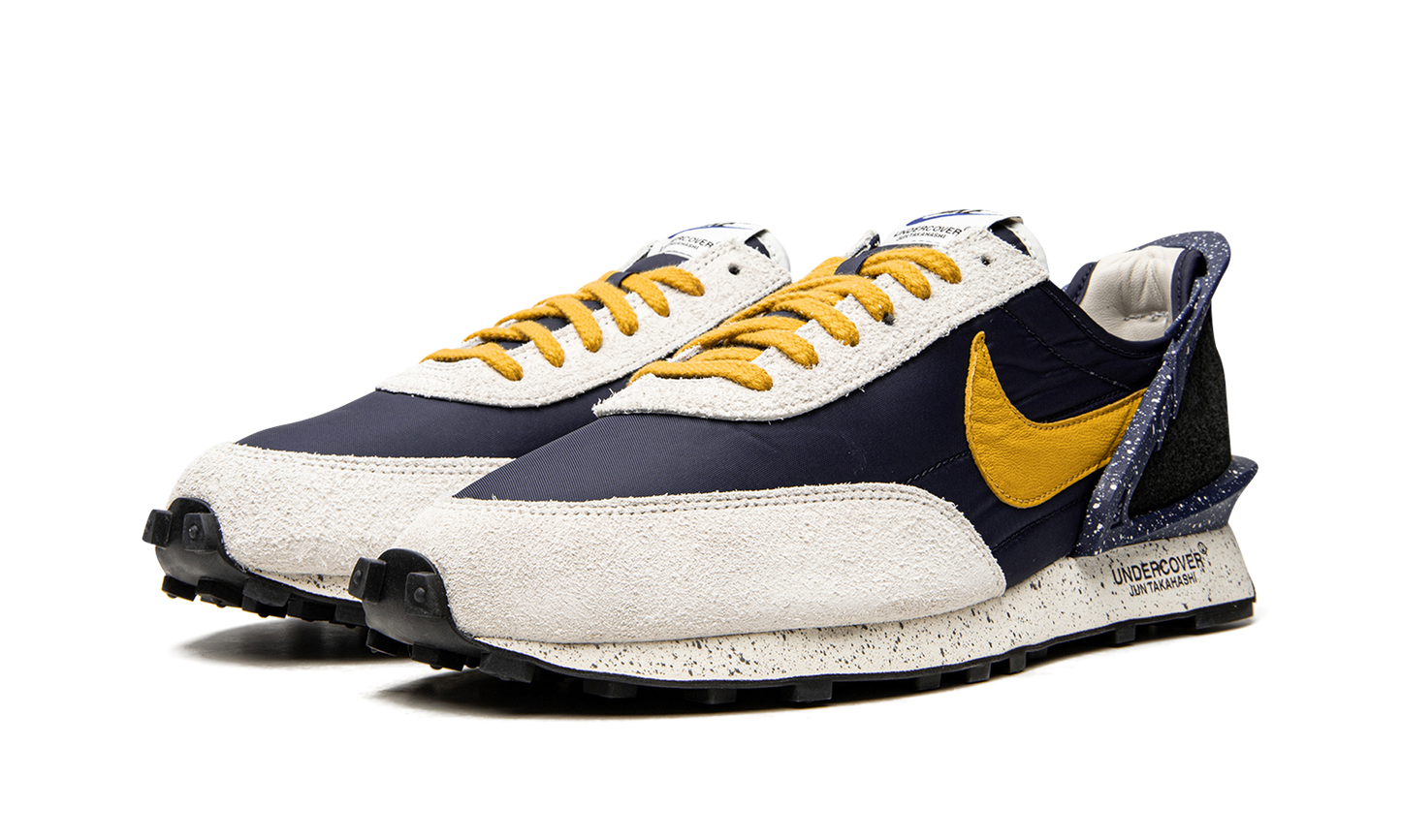 DAYBREAK UNDERCOVER WMNS"Obsidian" CJ3295 400