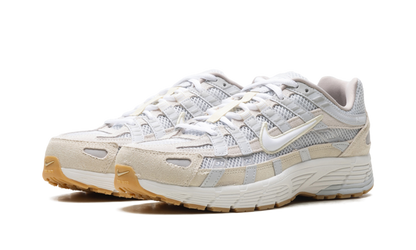 P-6000 WMNS"Photon Dust Light Khaki" HV4312 025