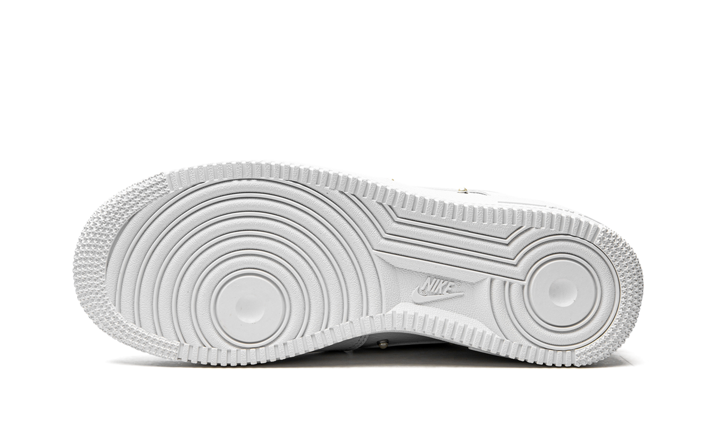 AIR FORCE 1 LO MNS WMNS"Pearls" DQ0231 100