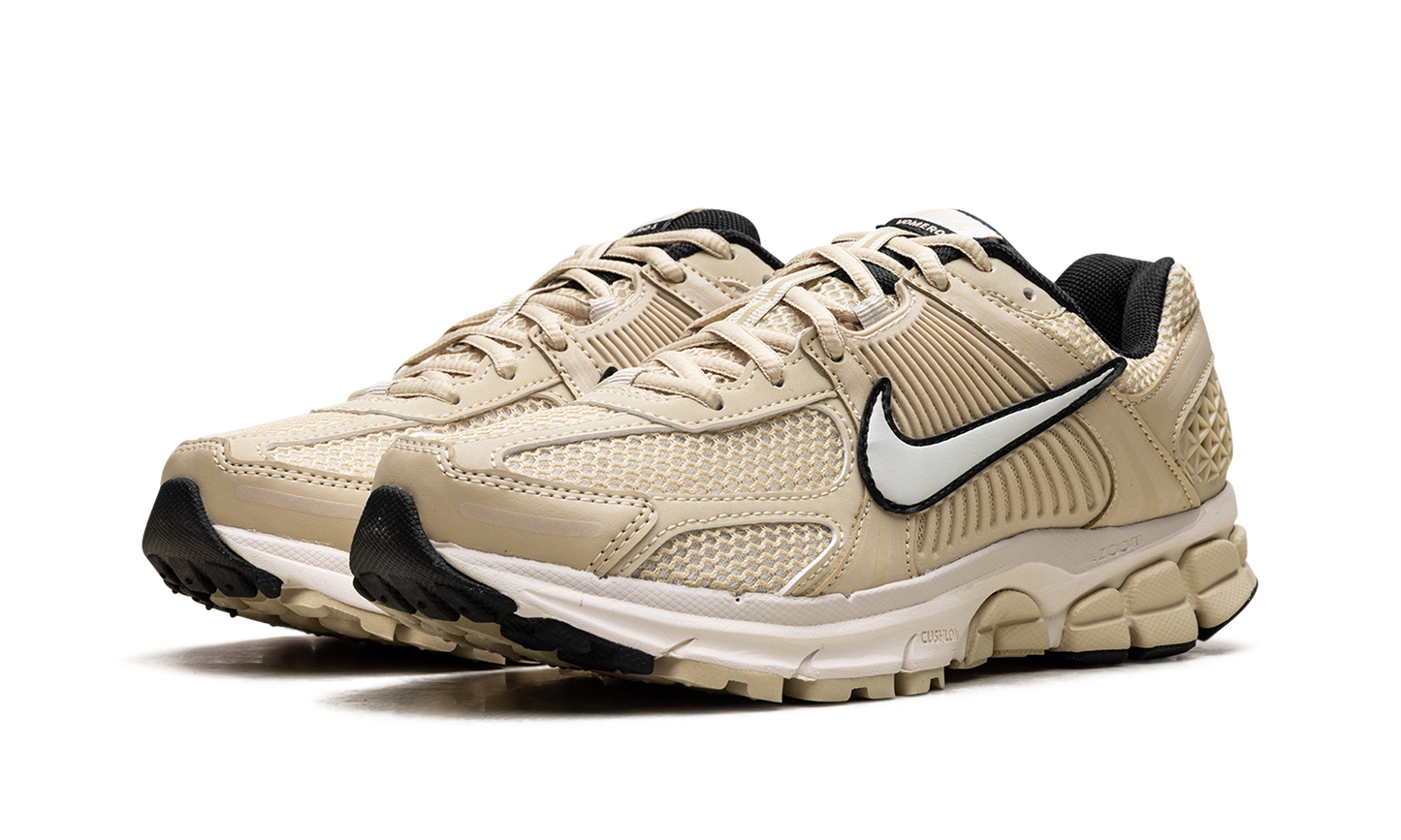 Air Zoom Vomero 5 WMNS"Team Gold" FJ2028 700