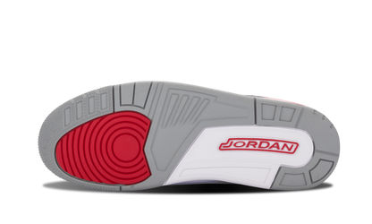 3 Retro "Fire Red" 136064 120