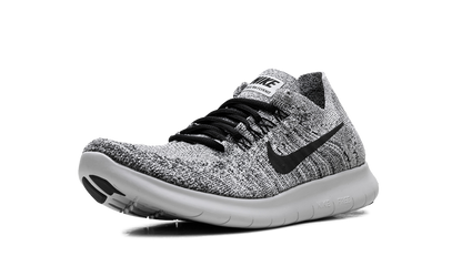 FREE RN FLYKNIT WMNS"2017 - Oreo" 880844 101