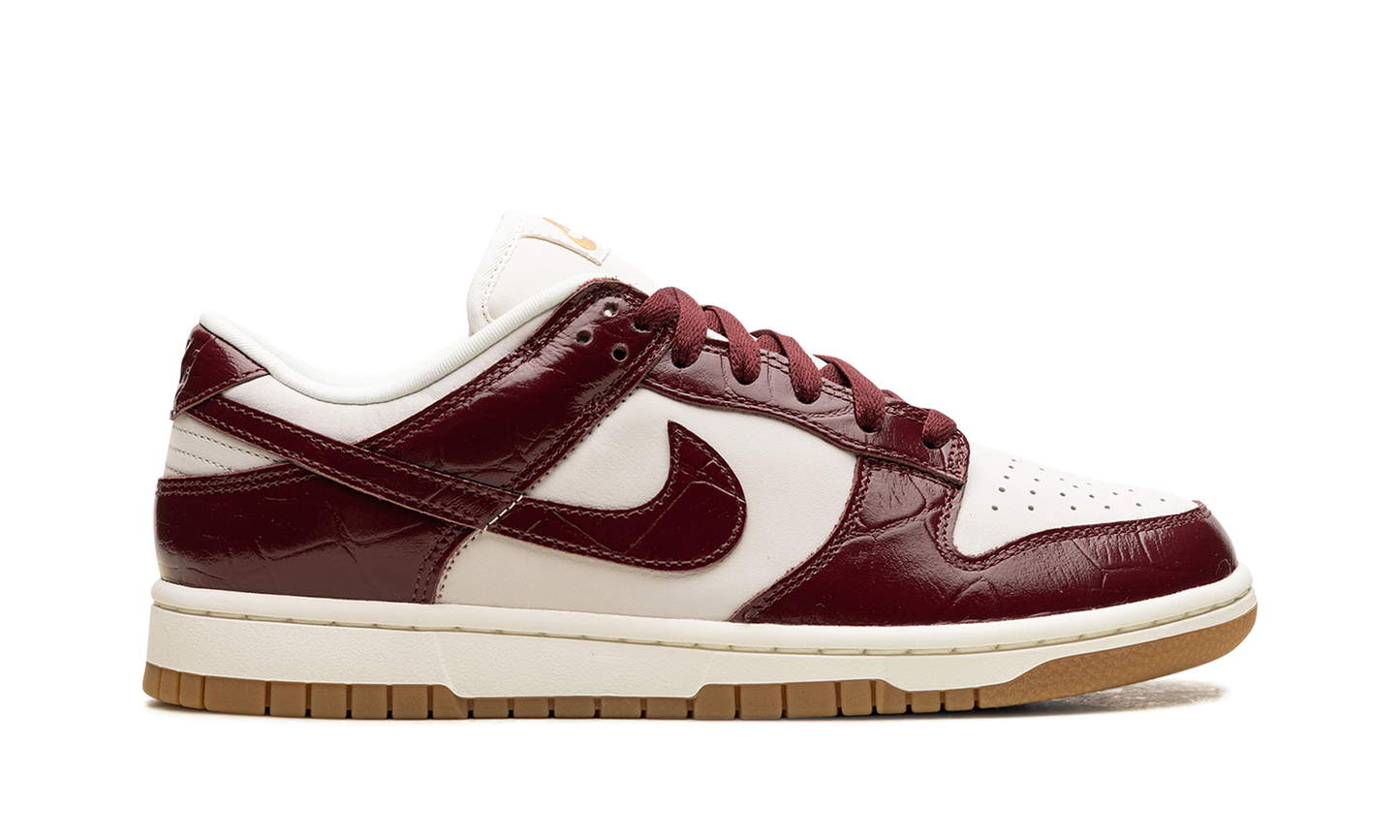 Wmns Dunk Low LX"Team Red Croc" FJ2260 004