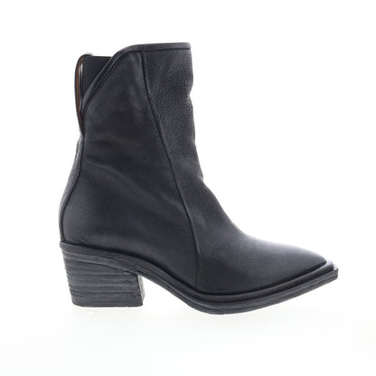 Imogene Womens Black Leather Slip On Ankle & Booties Boots