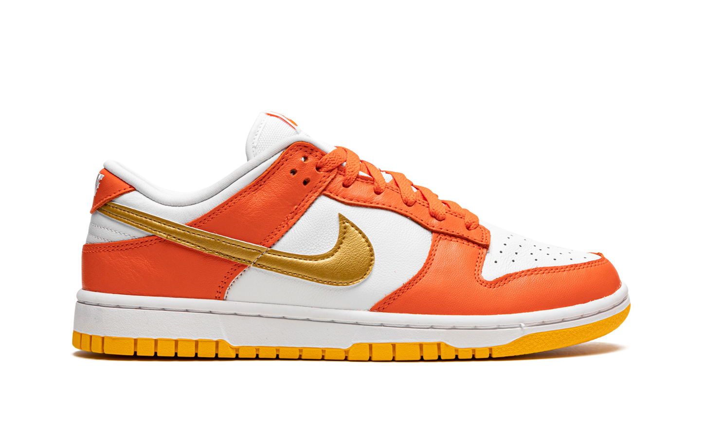 DUNK LO MNS WMNS"Golden Orange" DQ4690 800