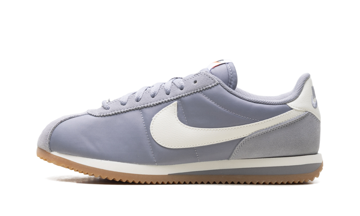 Cortez Textile WMNS"Cement Grey Gum Light Brown Safety Orange Sail" DZ2795 005